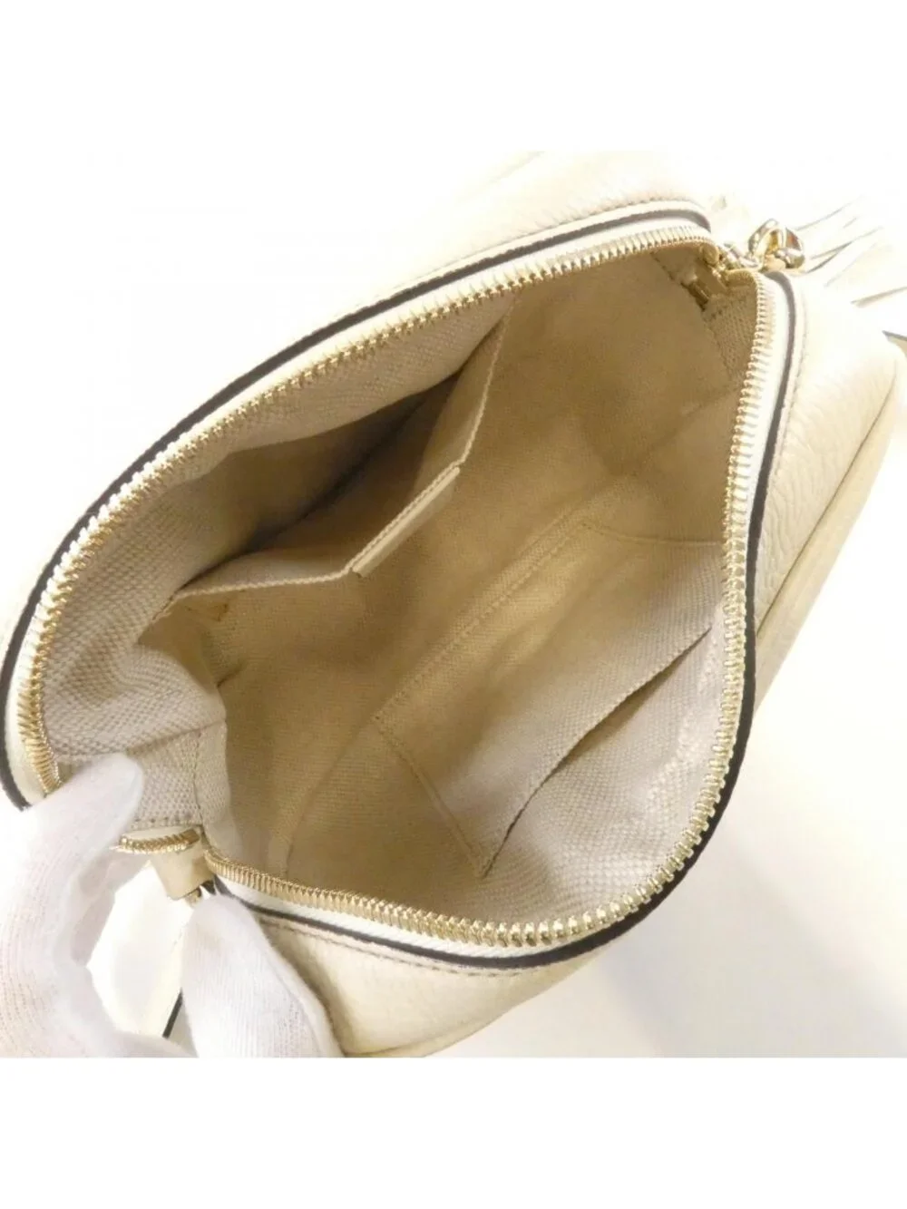 Gucci Soho Shoulder Bag - Picture 6 of 8